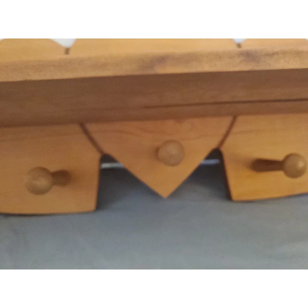 Vtg Hand Crafted Oak Wood Heart Shelf 3
